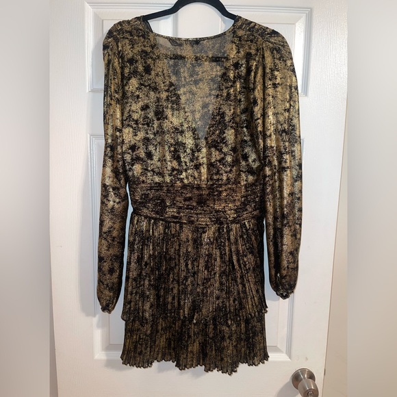 Zara Metallic Gold and Black Fabric - Picture 2 of 4